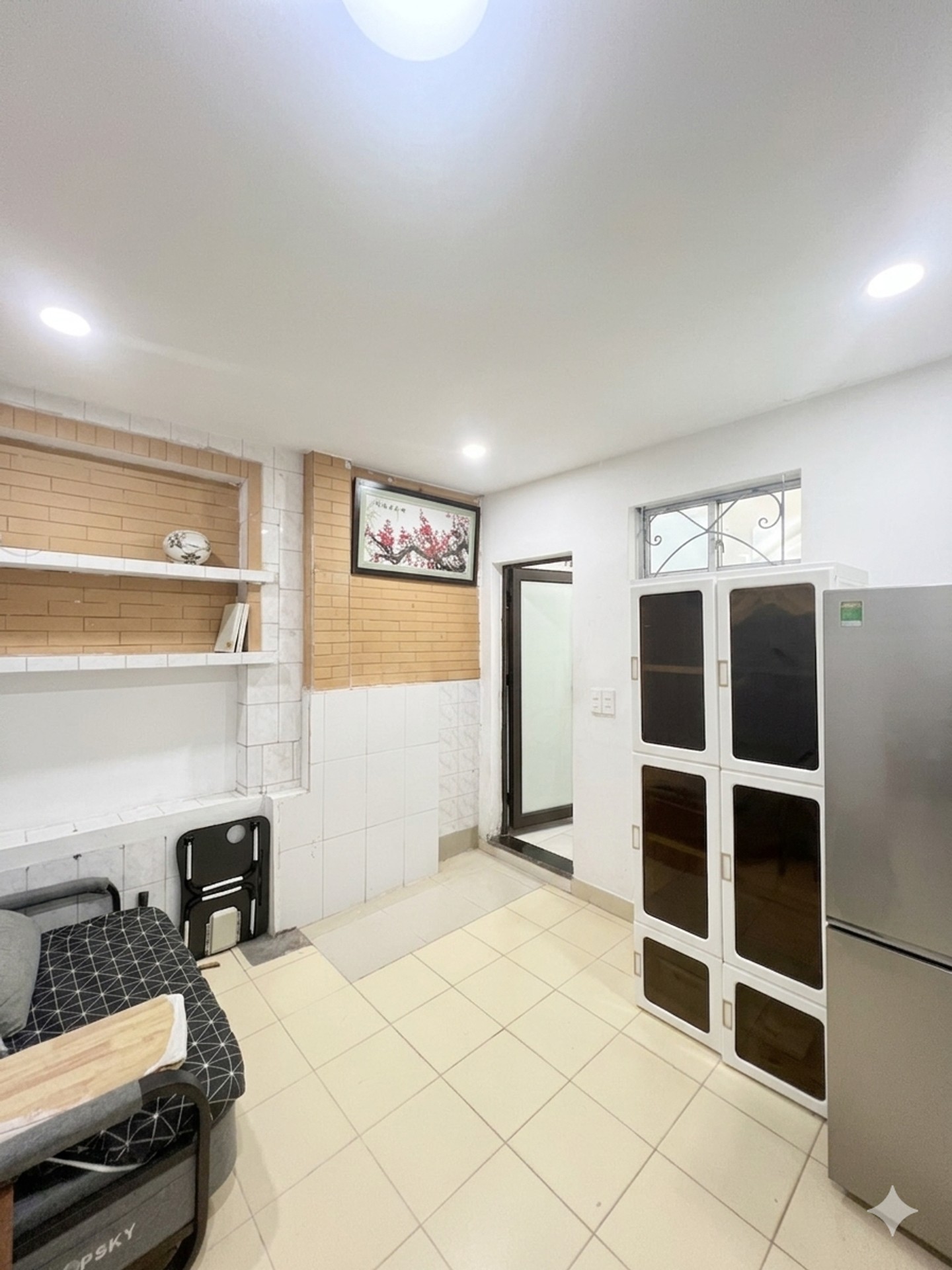 Bán nhà Kim Ngưu - diện tích 80m2 2 tầng - Ô tô đỗ cửa - giá 4,8 tỷ