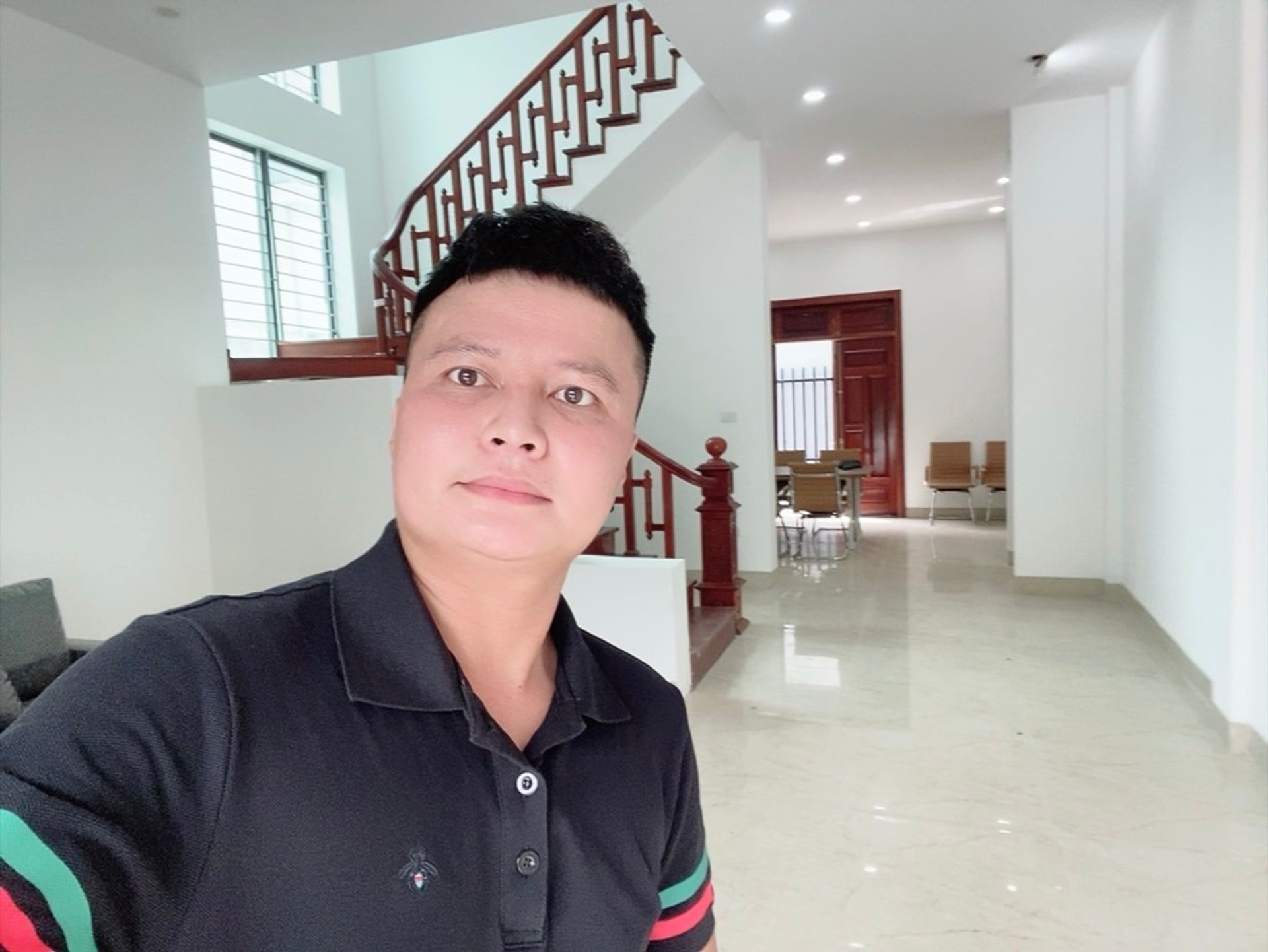 Bán nhà Ngõ 4 ô tô trở lên ( >11m) - diện tích 231m2 3 tầng - Lô góc 2 mặt thoáng - giá 58 tỷ