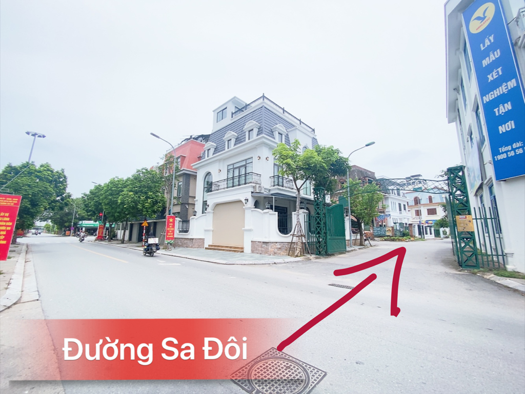 Bán nhà Ngõ 4 ô tô trở lên ( >11m) - diện tích 231m2 3 tầng - Lô góc 2 mặt thoáng - giá 58 tỷ