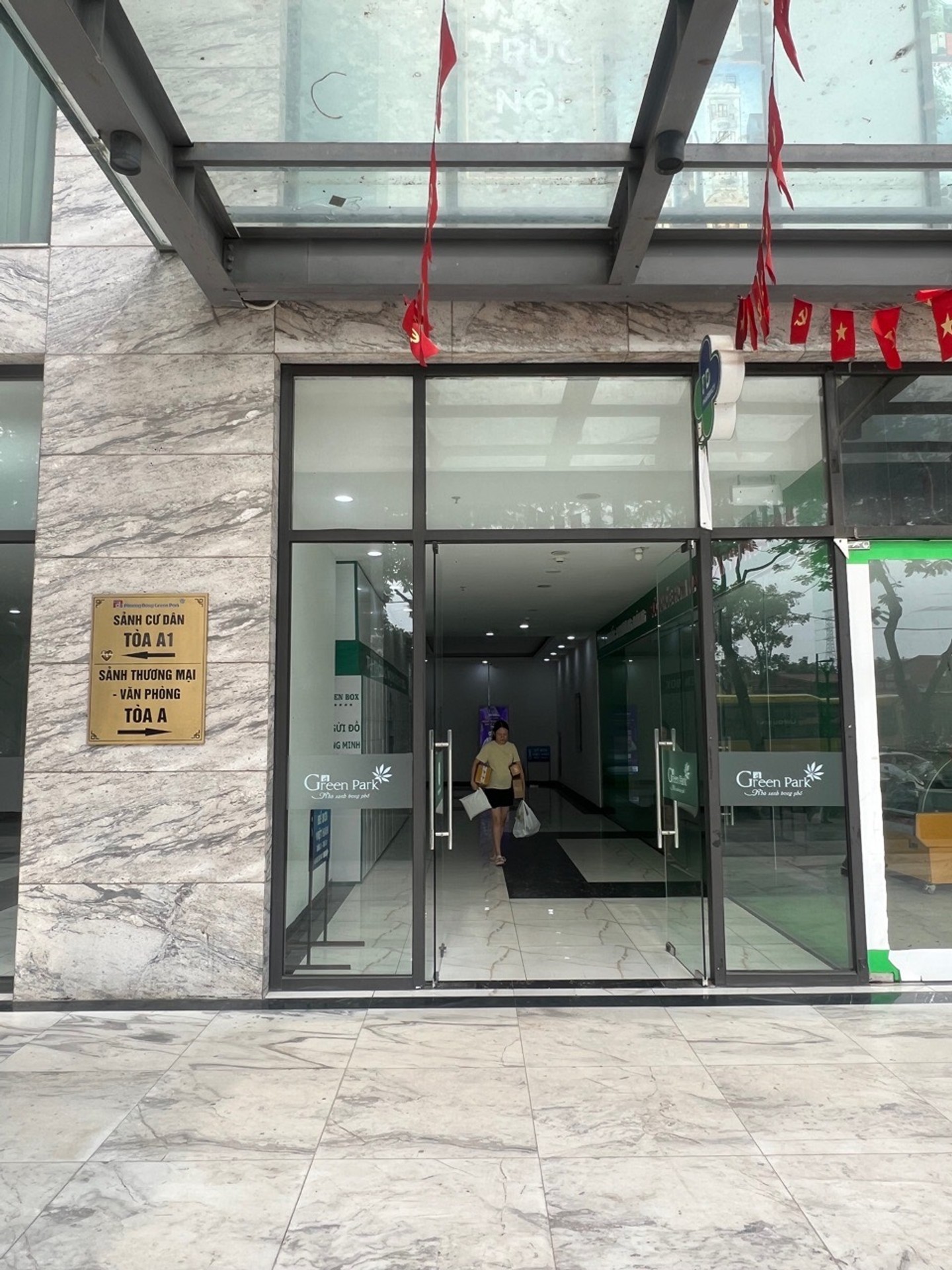 Bán nhà Trần Thủ Độ - diện tích 58m2 1 tầng - Căn hộ kinh doanh - giá 4,3 tỷ