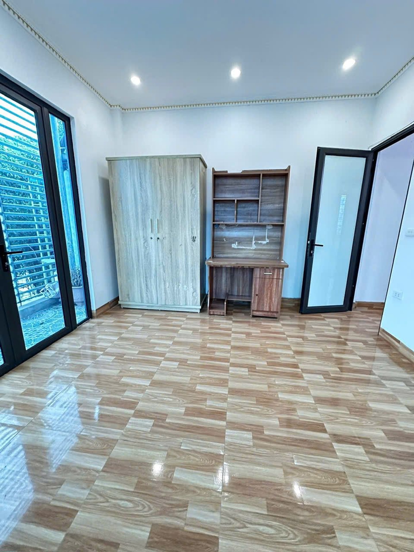 Bán nhà Đông Thiên - diện tích 45m2 3 tầng - Lô góc thoáng sáng - giá 2,95 tỷ