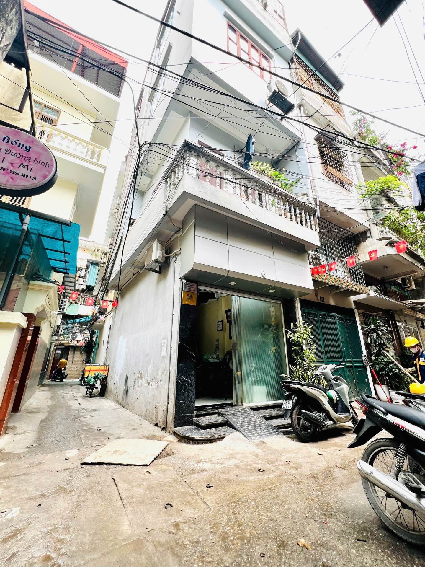 Bán nhà Quỳnh Lôi - diện tích 23m2 4 tầng - Lô góc, gần phố - giá 7,2 tỷ