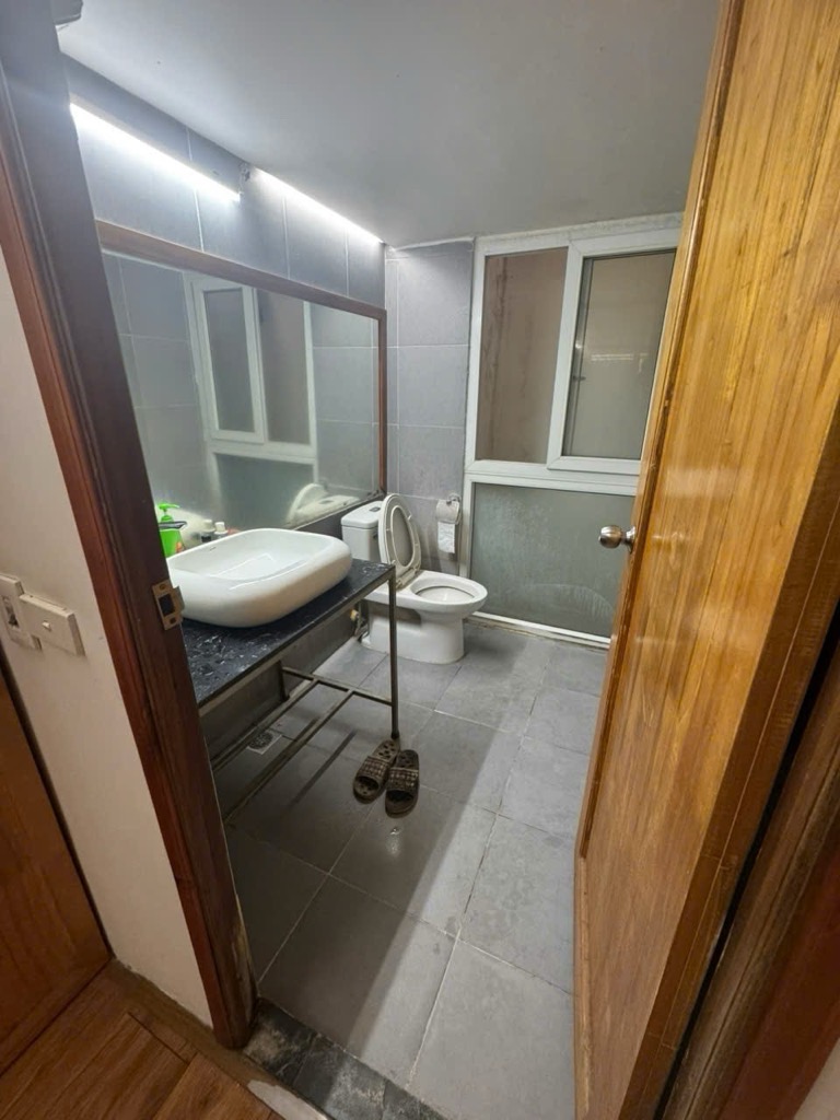 Bán nhà Trương Định - diện tích 23m2 4 tầng - Nhà dân, ngõ thoáng - giá 3,6 tỷ