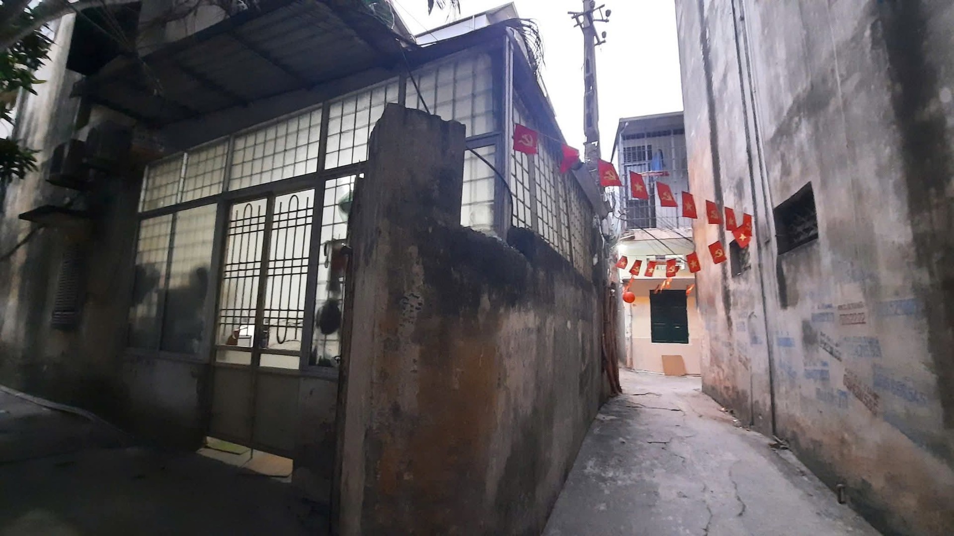 Bán nhà Trường Chinh - diện tích 108m2 1 tầng - Lô góc 2 mặt thoáng - giá 27 tỷ