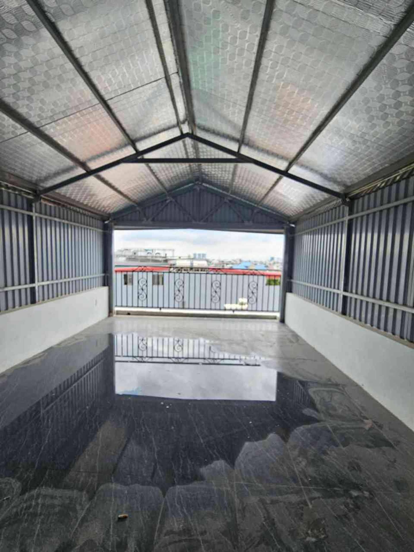 Bán nhà Giải Phóng - diện tích 81m2 7 tầng - Ô tô tránh - giá 28 tỷ