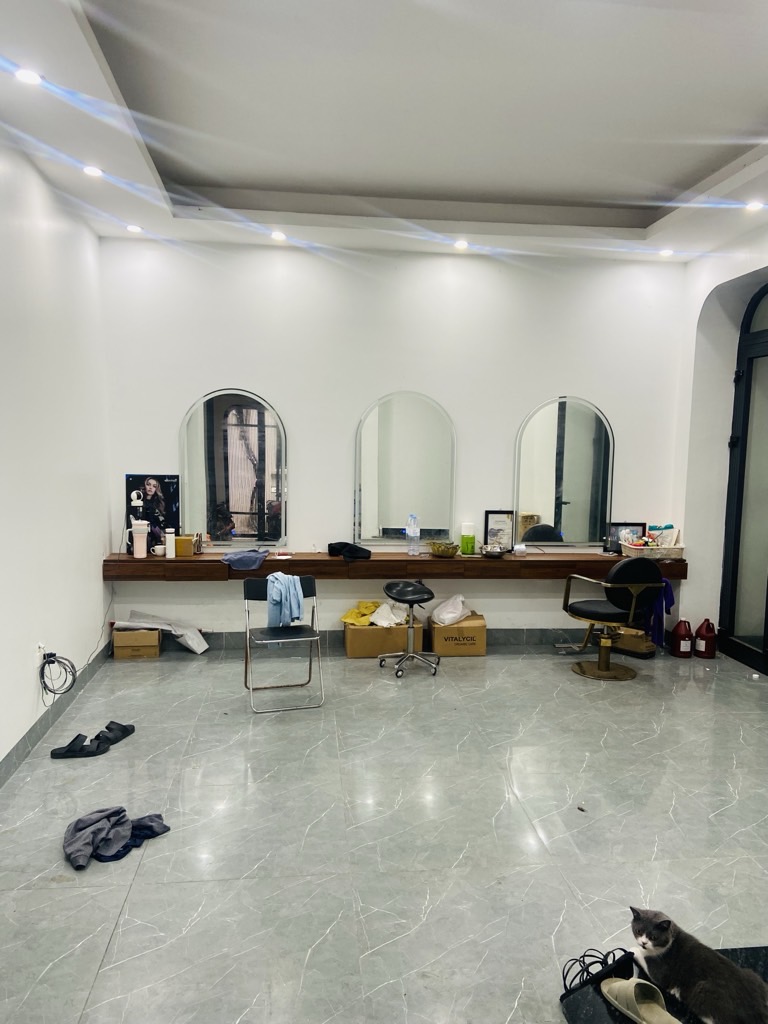 Bán nhà Minh Khai - diện tích 110m2 4 tầng - Lô góc 2 mặt thoáng - giá 69,8 tỷ