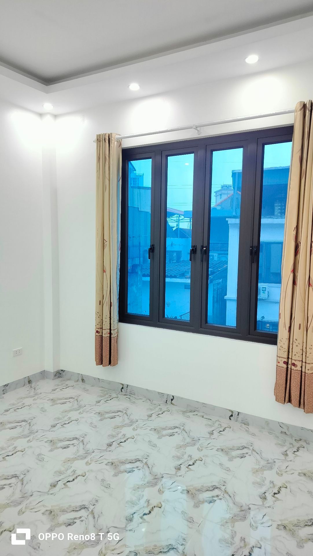 Bán nhà Tam Trinh - diện tích 34m2 5 tầng - Ô TÔ SÁT NHÀ - giá 8,8 tỷ