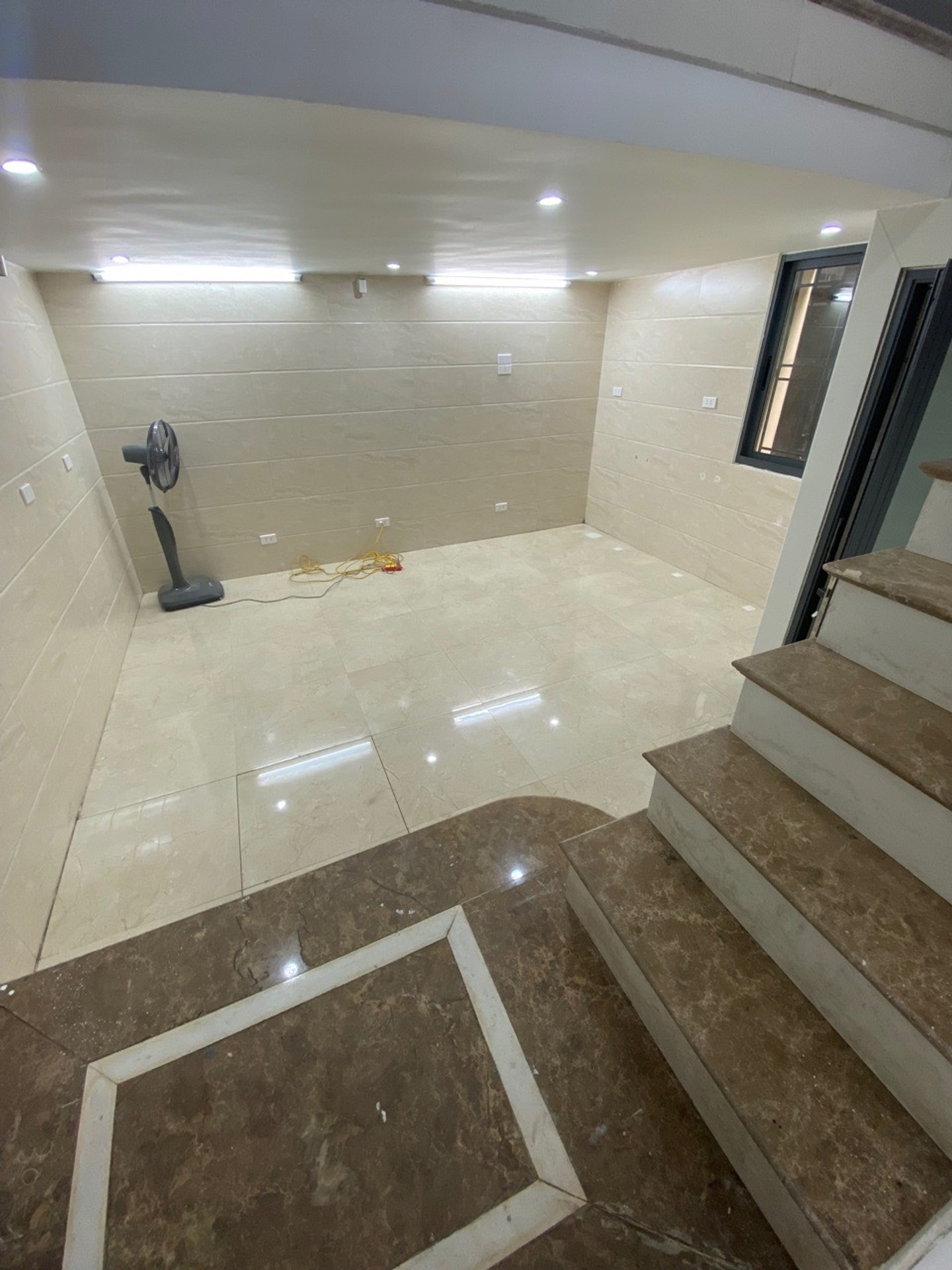 Bán nhà Lò Đúc - diện tích 30m2 1 tầng - Căn hộ tập thể Lò Đúc, khu vực VIP - giá 2,85 tỷ