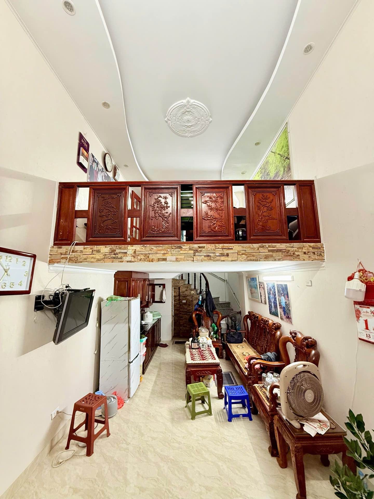 Bán nhà Dương Văn Bé - diện tích 60m2 3 tầng - Mặt phố kinh doanh sầm uất - giá 33 tỷ