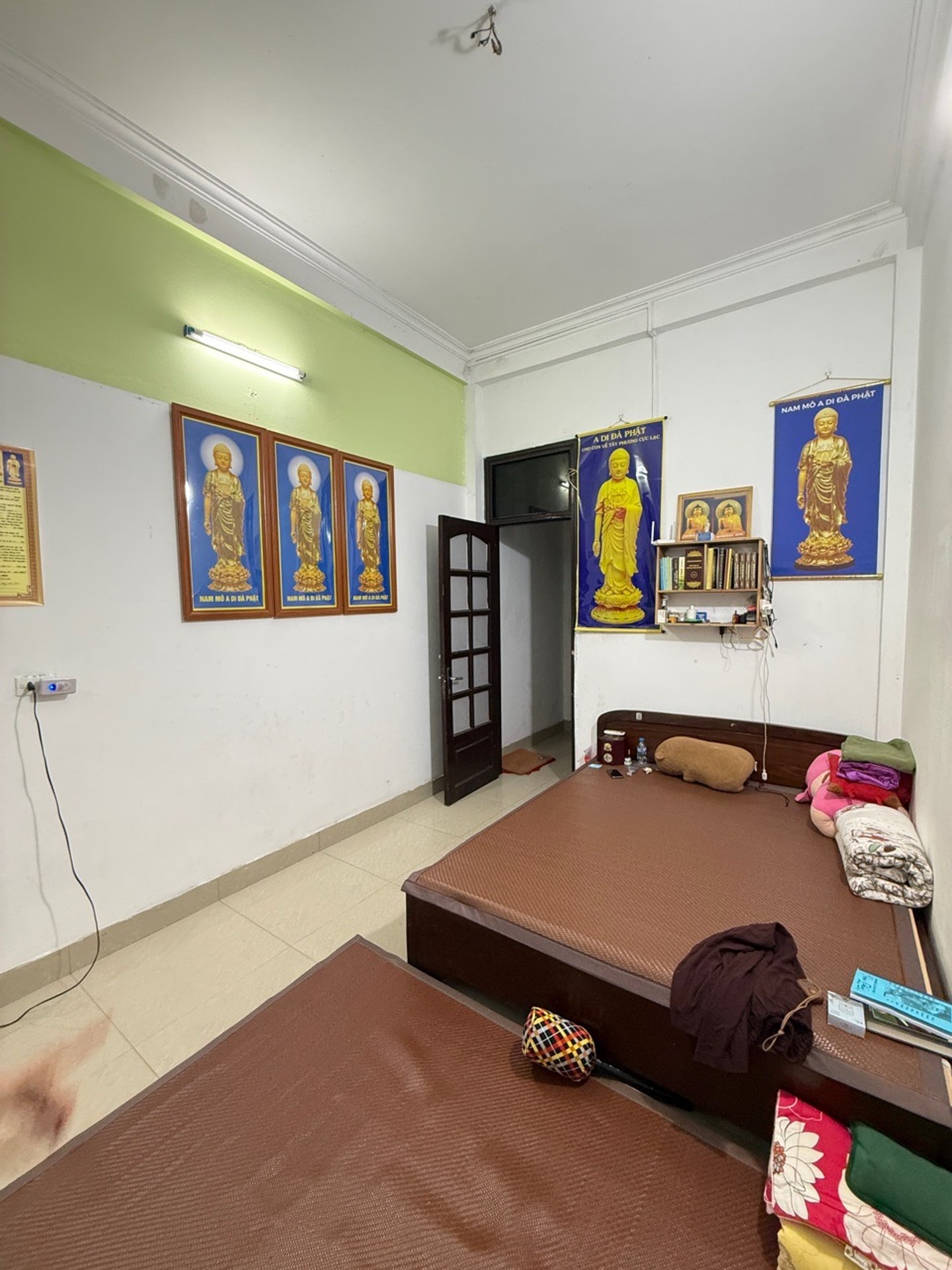 Bán nhà Đại La - diện tích 93m2 4 tầng - Ô tô tải đỗ cửa - giá 19,5 tỷ