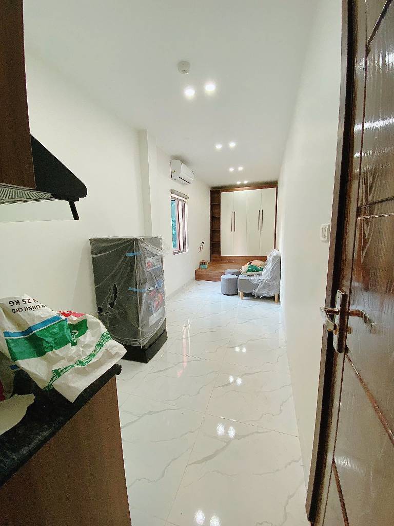 Bán nhà Nguyễn Chính - diện tích 92.2m2 7 tầng - Ô tô tránh - giá 28,5 tỷ