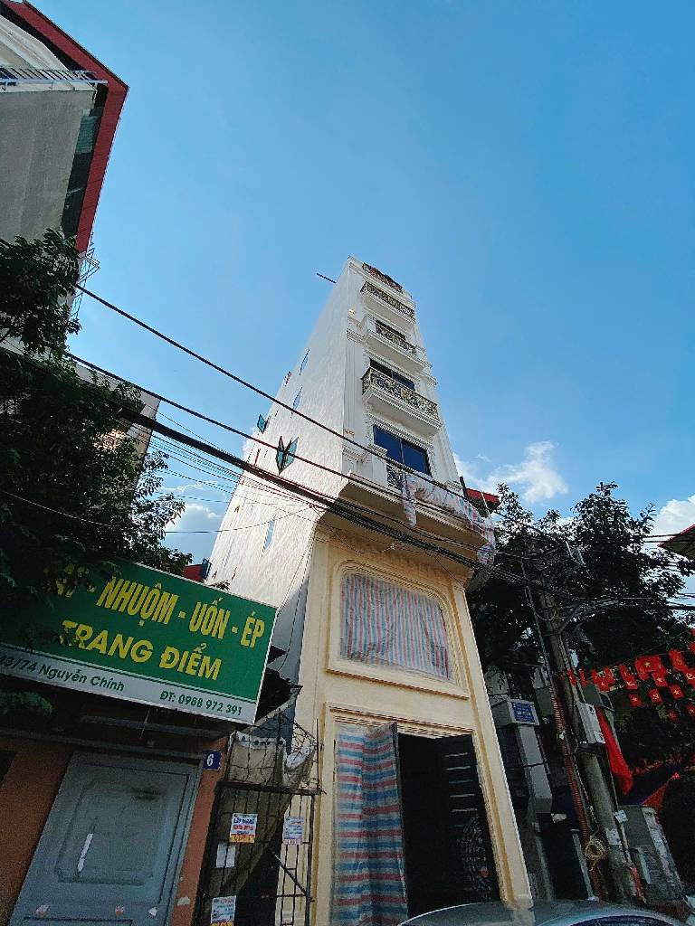 Bán nhà Nguyễn Chính - diện tích 92.2m2 7 tầng - Ô tô tránh - giá 28,5 tỷ