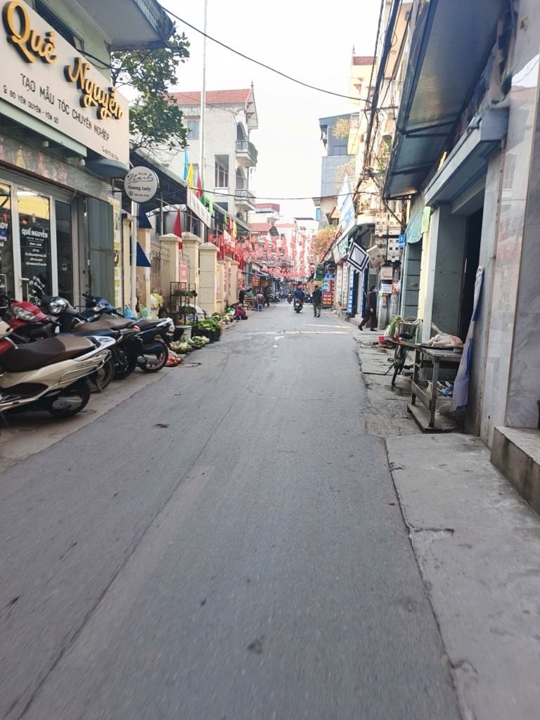 Bán nhà Yên Duyên - diện tích 73m2 5 tầng - Ô tô tránh - giá 17 tỷ