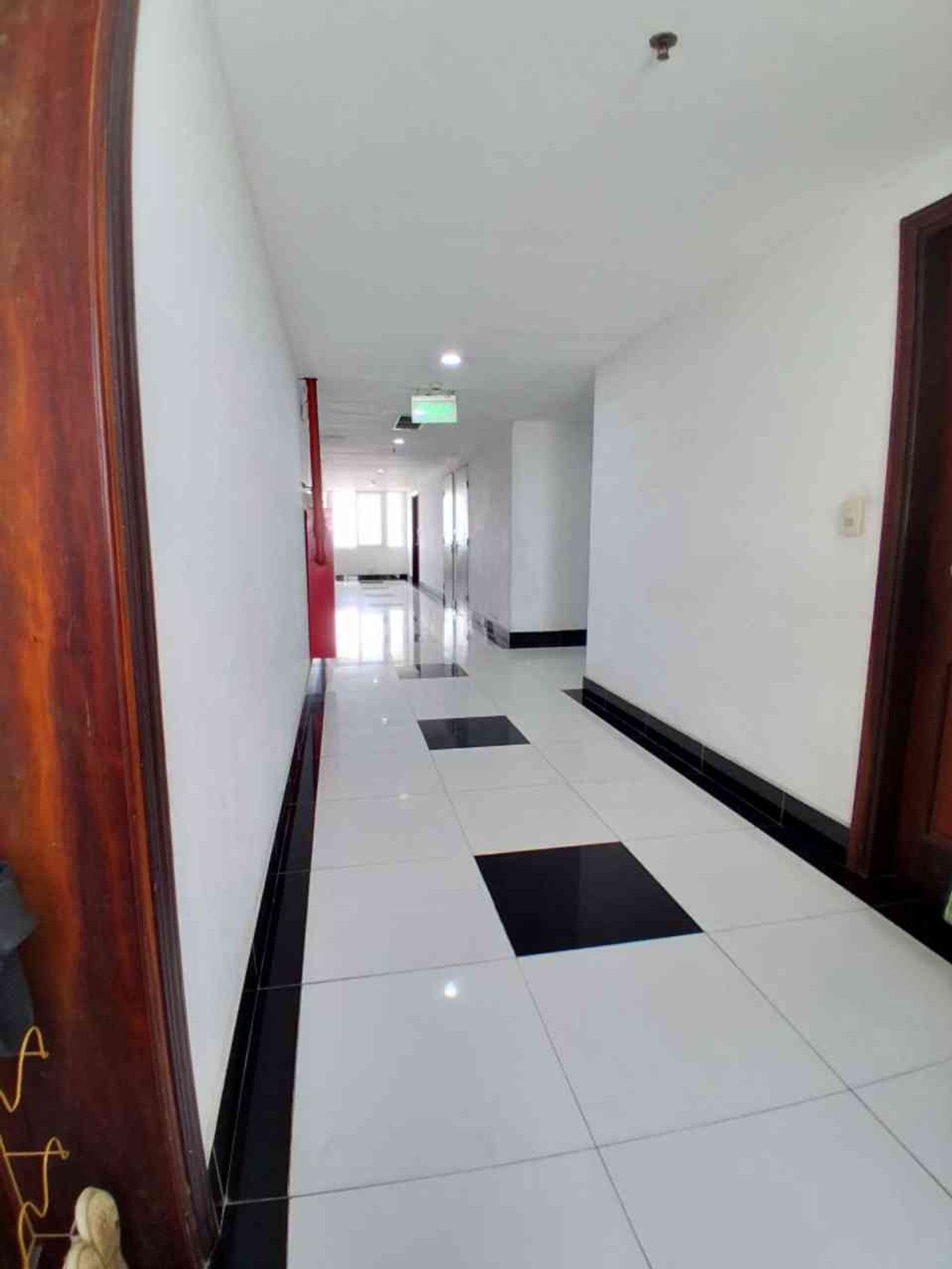 Bán nhà Vĩnh Tuy - diện tích 66m2 17 tầng - Lô góc - giá 6,4 tỷ