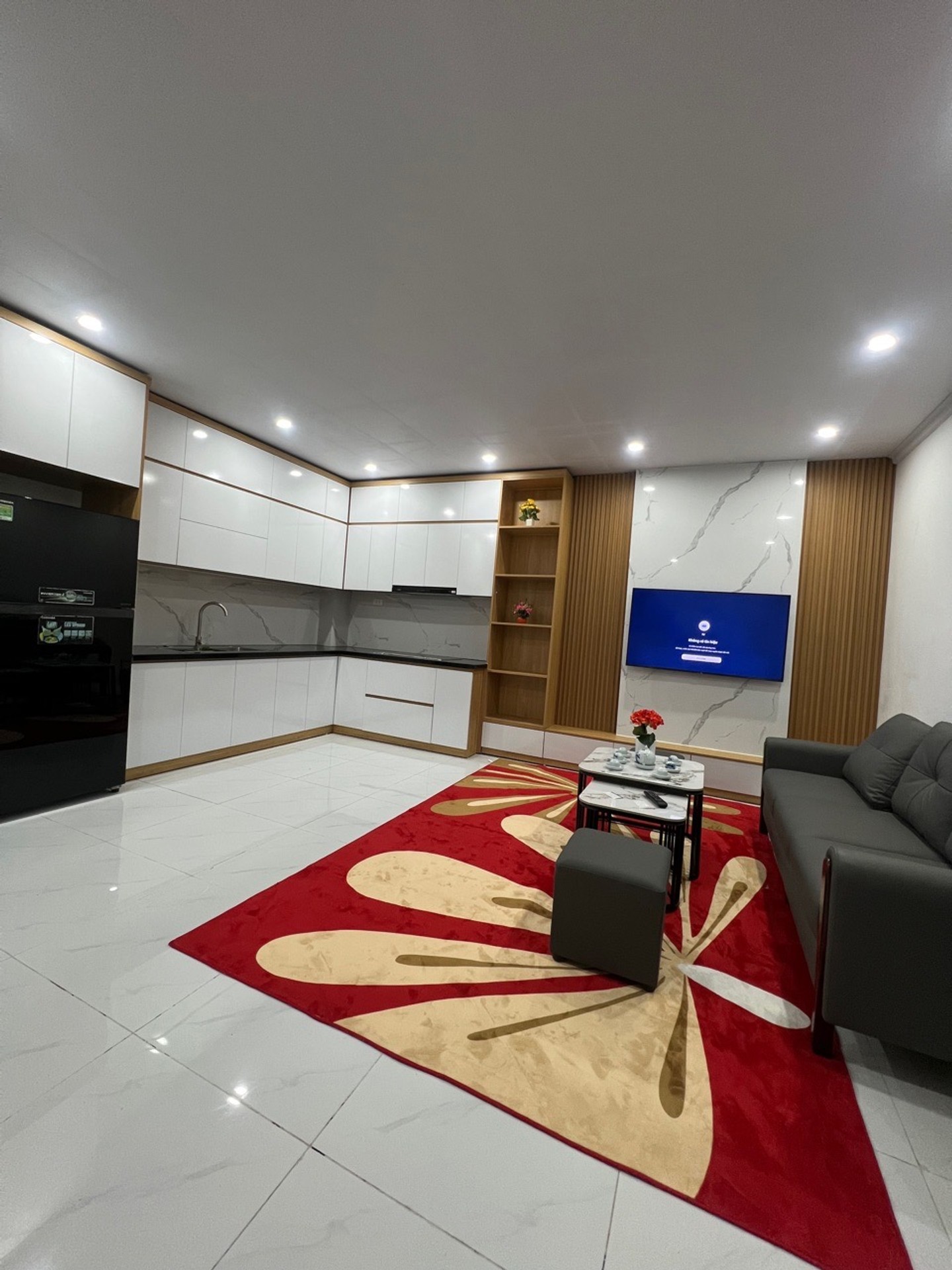 Bán nhà Đông Thiên - diện tích 31m2 2 tầng - Nhà đẹp ở ngay - giá 3,2 tỷ