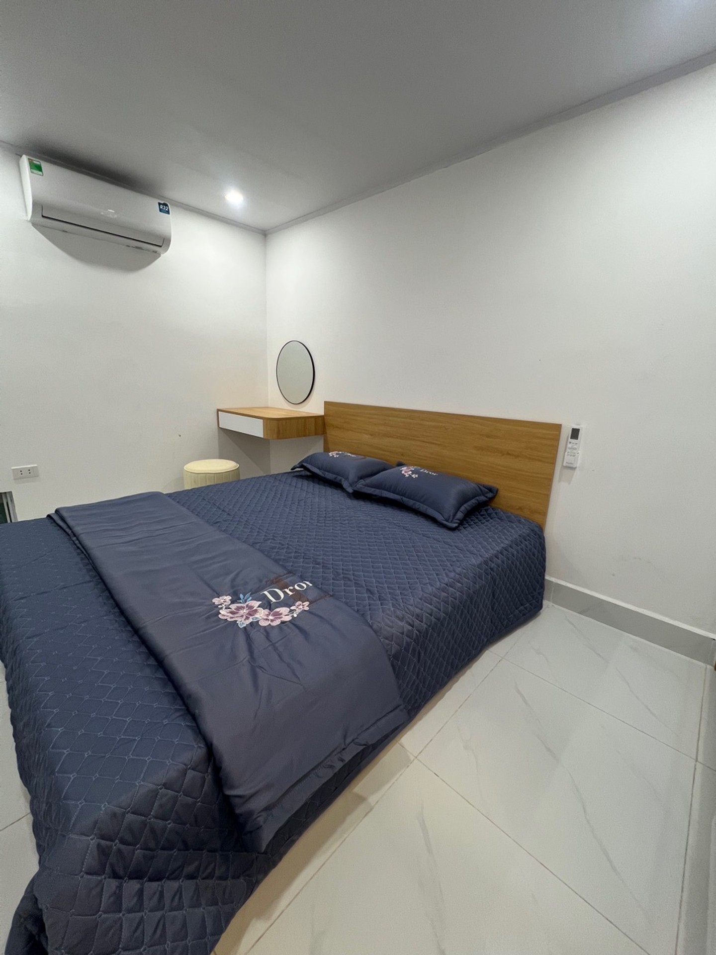 Bán nhà Đông Thiên - diện tích 31m2 2 tầng - Nhà đẹp ở ngay - giá 3,2 tỷ