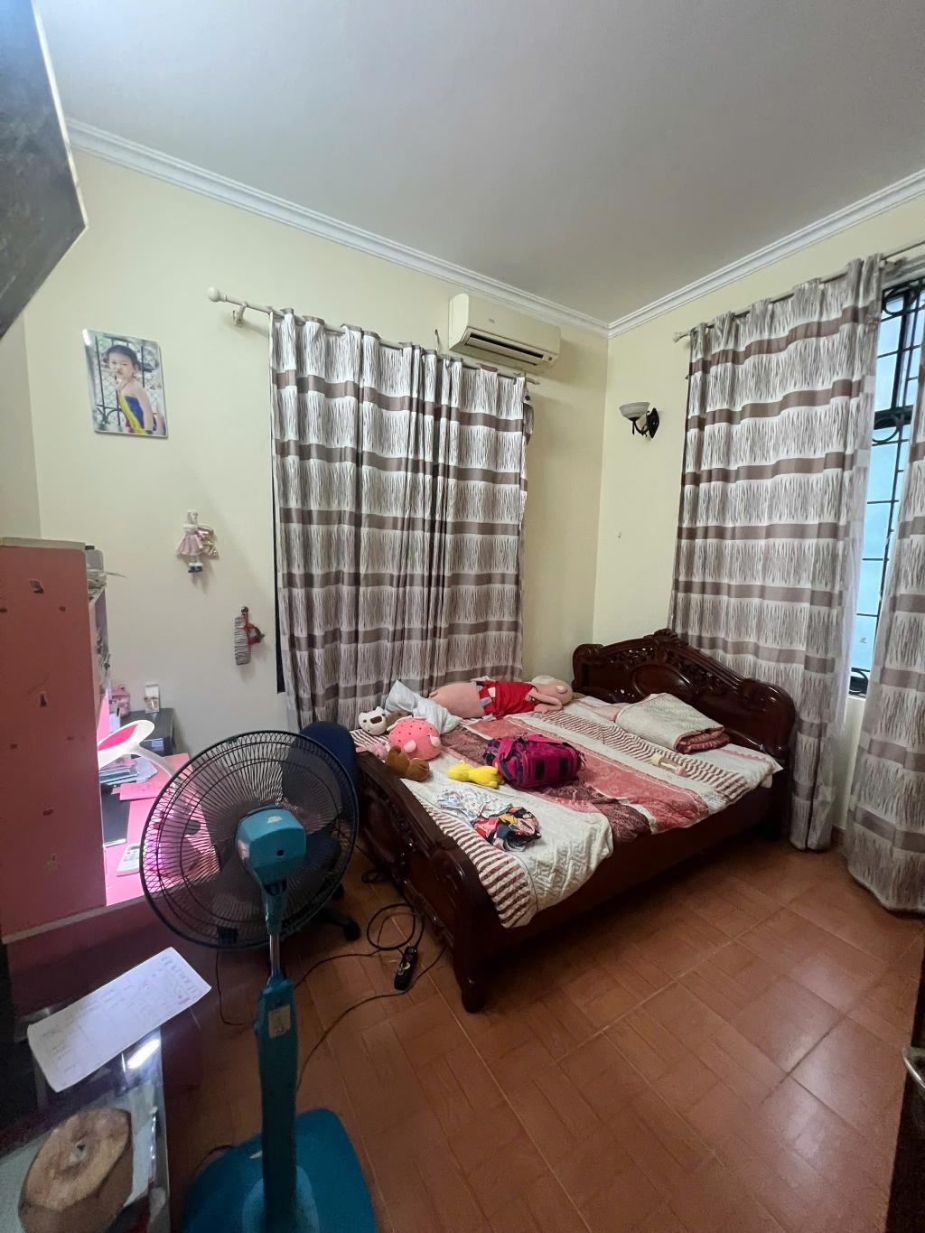 Bán nhà Nguyễn Thị Định - diện tích 97m2 4 tầng - Mặt phố VIP - giá 88 tỷ