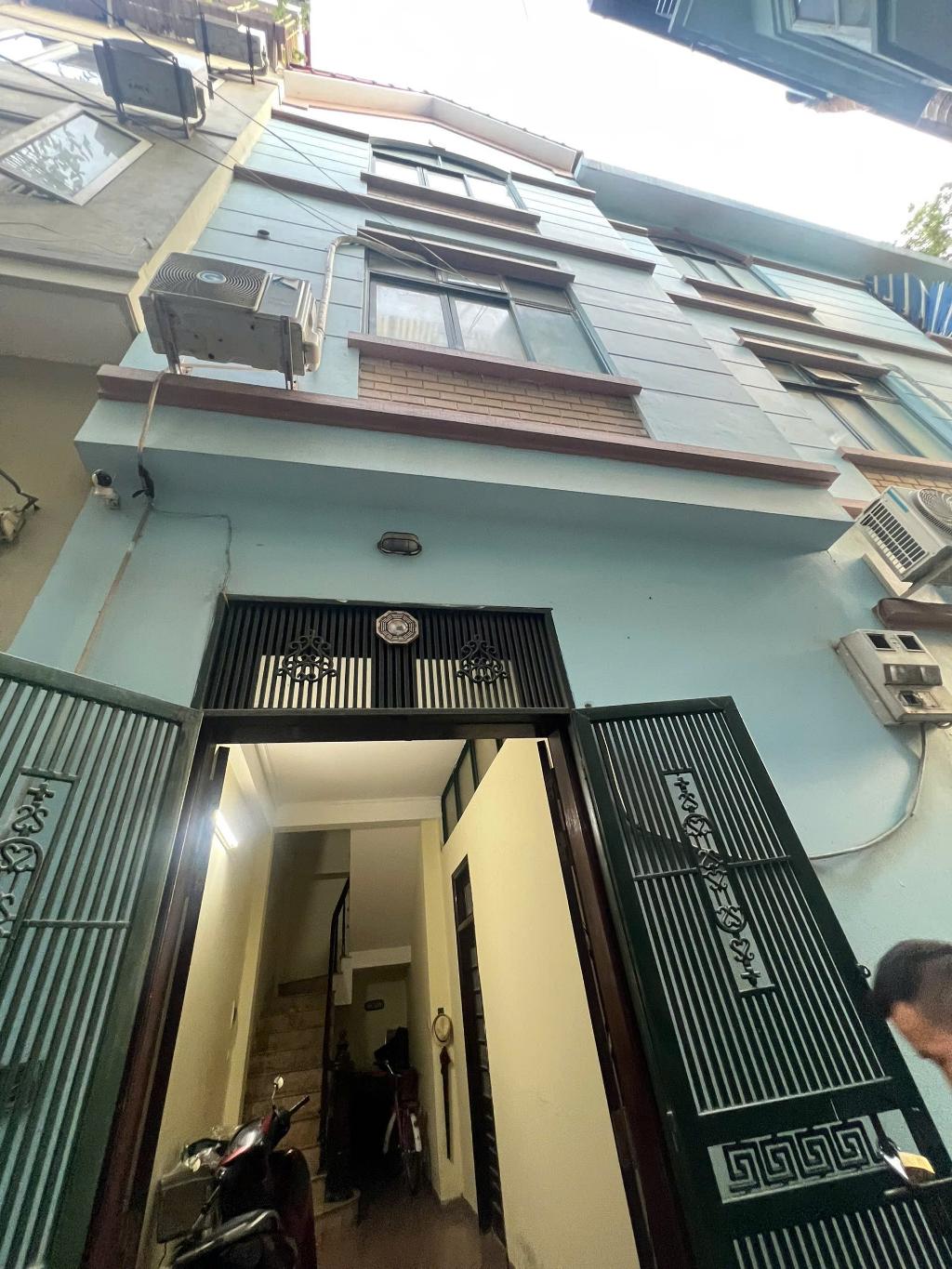 Bán nhà Nguyễn Thị Định - diện tích 97m2 4 tầng - Mặt phố VIP - giá 88 tỷ