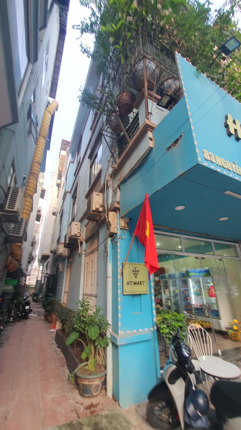 Bán nhà Nguyễn Thị Định - diện tích 97m2 4 tầng - Mặt phố VIP - giá 88 tỷ