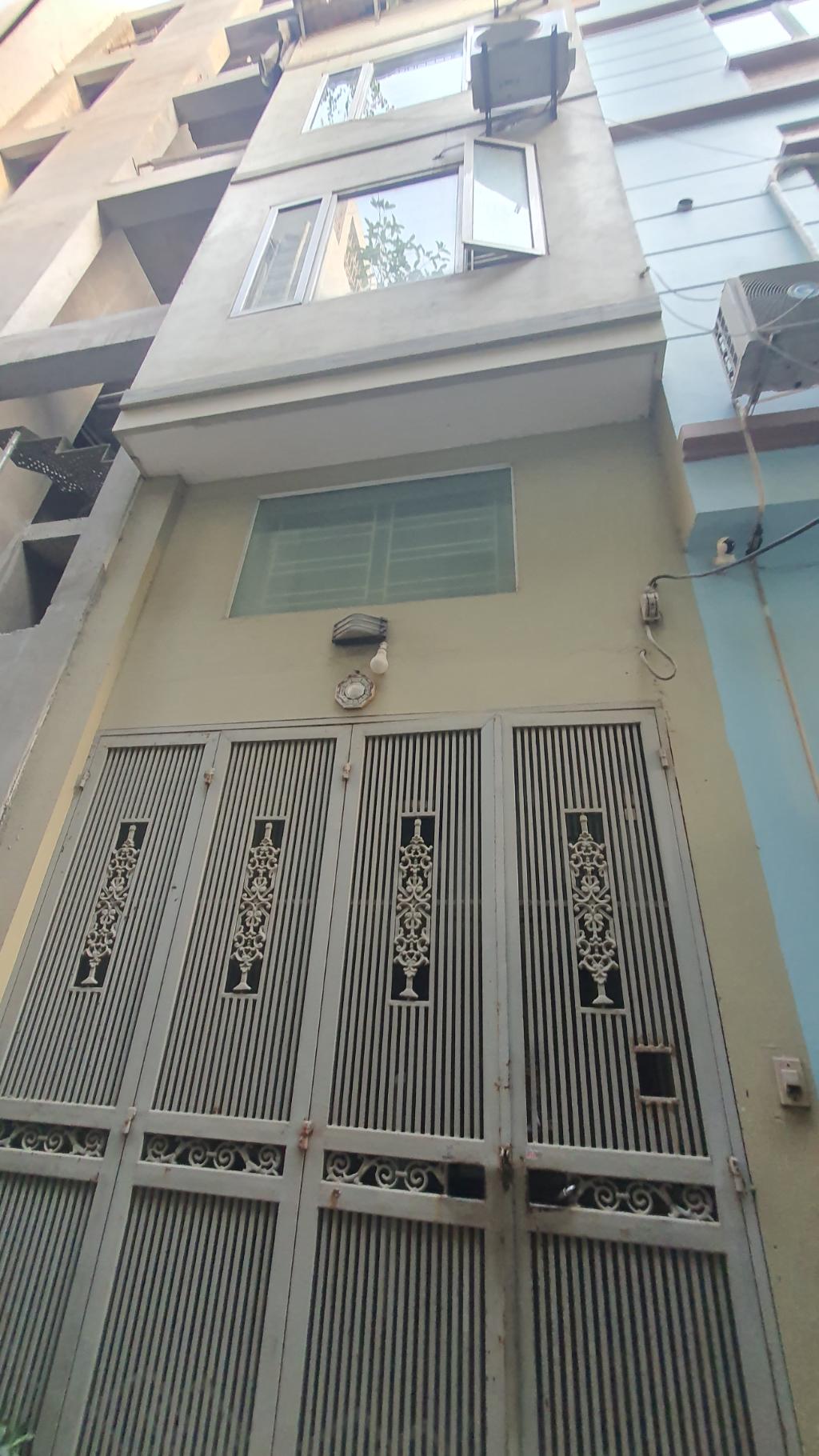 Bán nhà Nguyễn Thị Định - diện tích 97m2 4 tầng - Mặt phố VIP - giá 88 tỷ