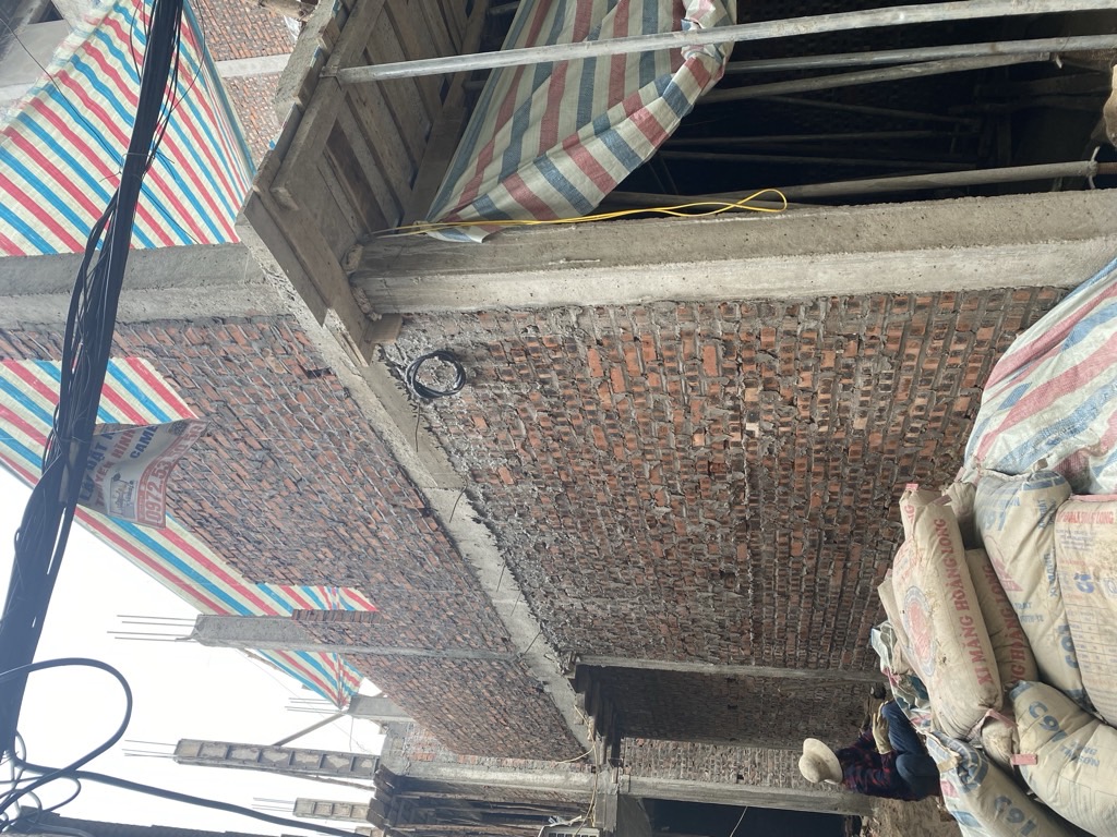 Bán nhà Nguyễn Khoái - diện tích 56m2 5 tầng - ô tô đỗ cửa - giá 5,8 tỷ