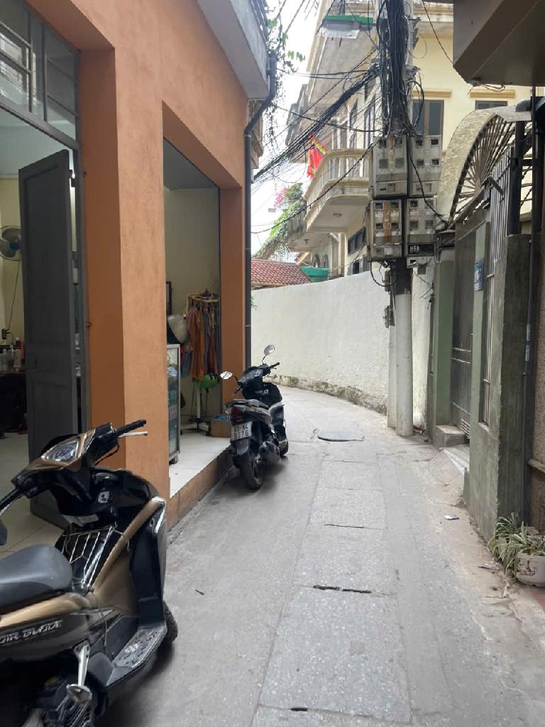 Bán nhà Trương Định - diện tích 46m2 4 tầng - Nhà cũ, gần chợ Nguyễn An Ninh - giá 7,5 tỷ