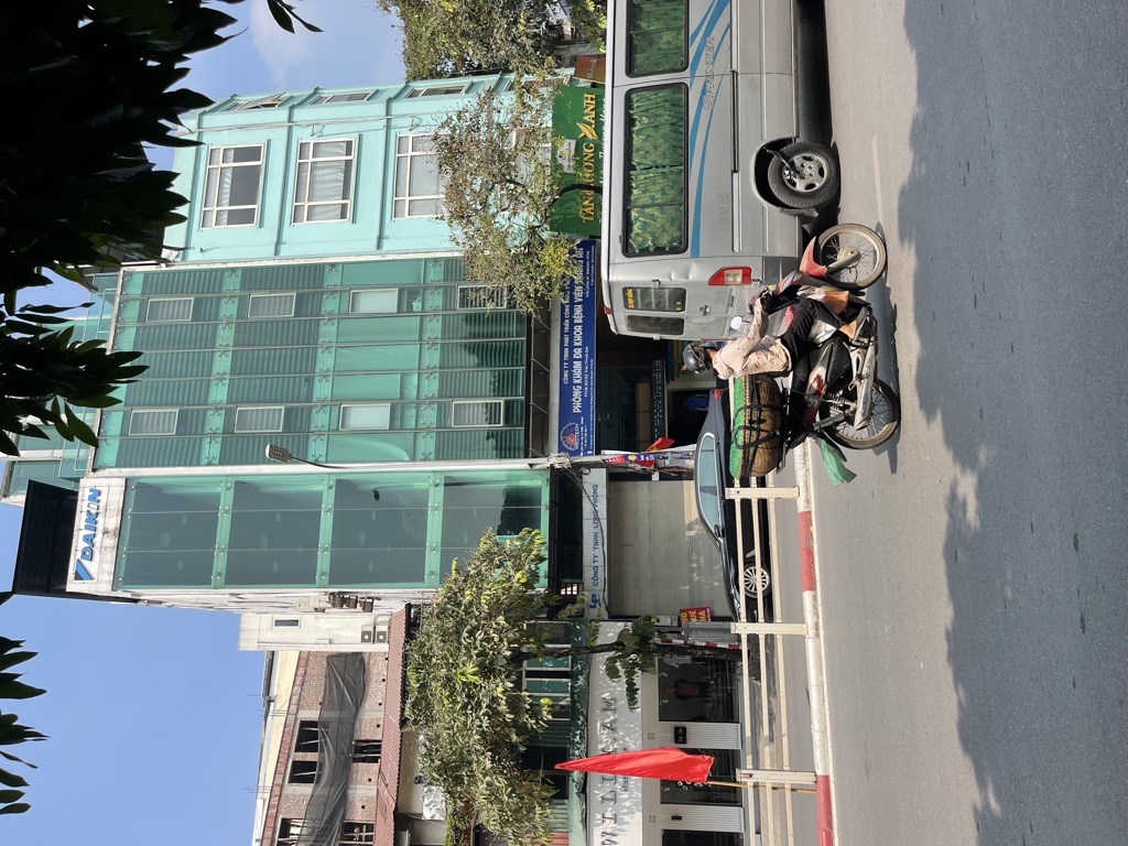 Bán nhà Tôn Đức Thắng - diện tích 108m2 8 tầng - MẶT PHỐ VỈA HÈ THANG MÁY - giá 37,5 tỷ