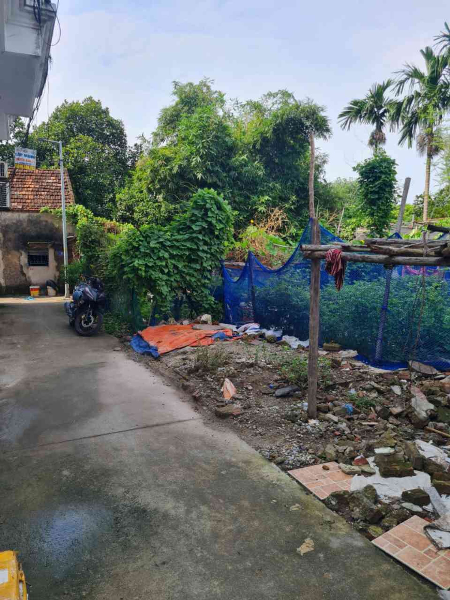 Bán nhà Hưng Phúc - diện tích 46m2 1 tầng - Đất tặng móng xây nhà - giá 1,25 tỷ