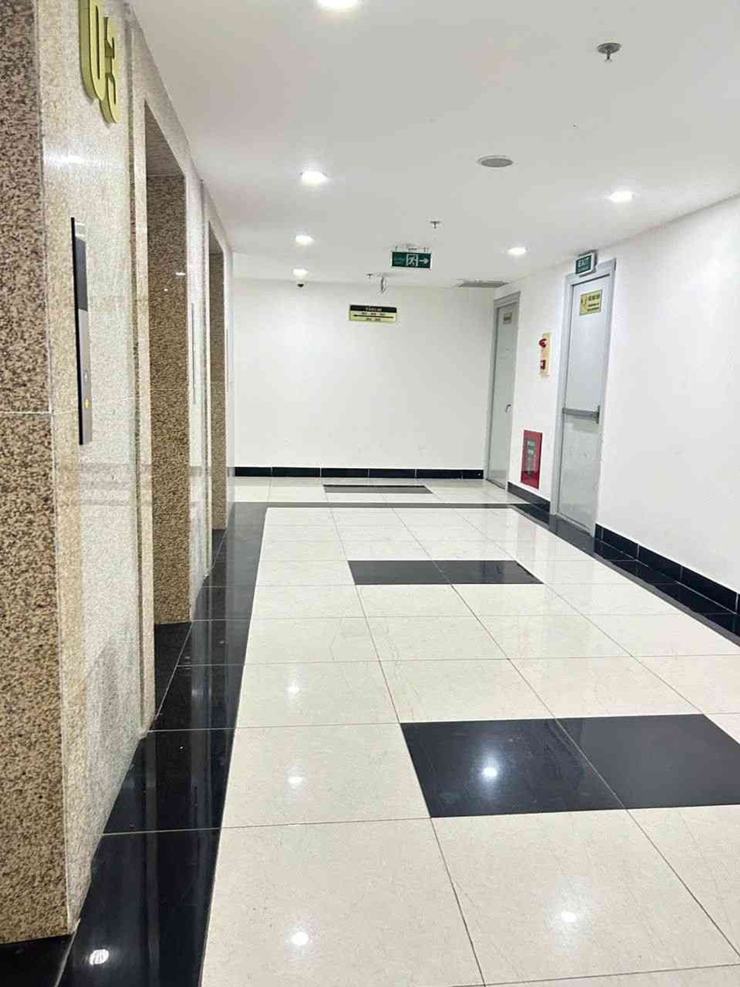 Bán nhà CT2 Đại Kim - diện tích 122m2 1 tầng - Căn hộ lô góc 3 mặt thoáng - giá 7,8 tỷ