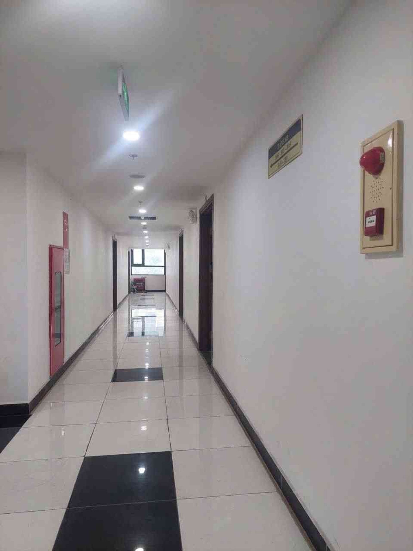 Bán nhà CT2 Đại Kim - diện tích 122m2 1 tầng - Căn hộ lô góc 3 mặt thoáng - giá 7,8 tỷ