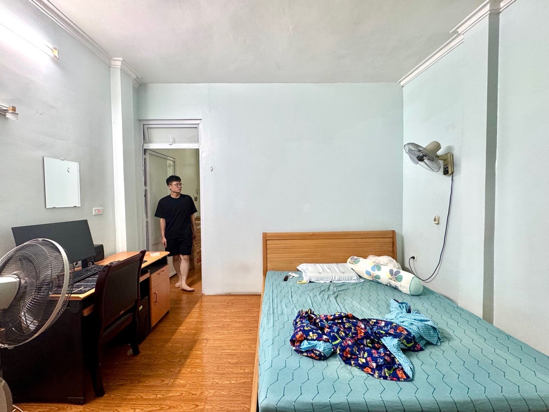 Bán nhà Minh Khai - diện tích 52m2 3 tầng - Ngõ thông thoáng, ba gác chạy vèo vèo - giá 15,5 tỷ