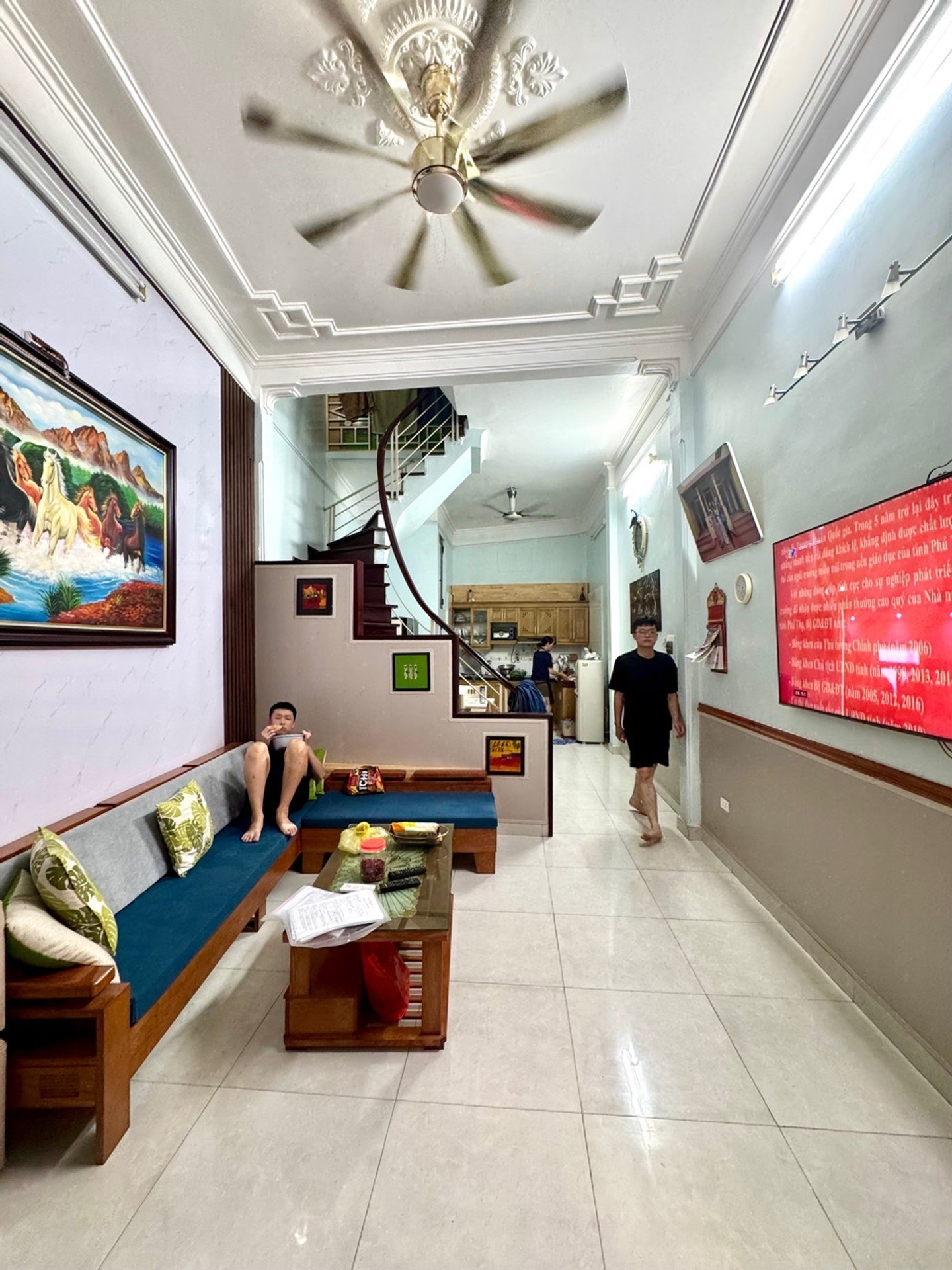 Bán nhà Minh Khai - diện tích 52m2 3 tầng - Ngõ thông thoáng, ba gác chạy vèo vèo - giá 15,5 tỷ