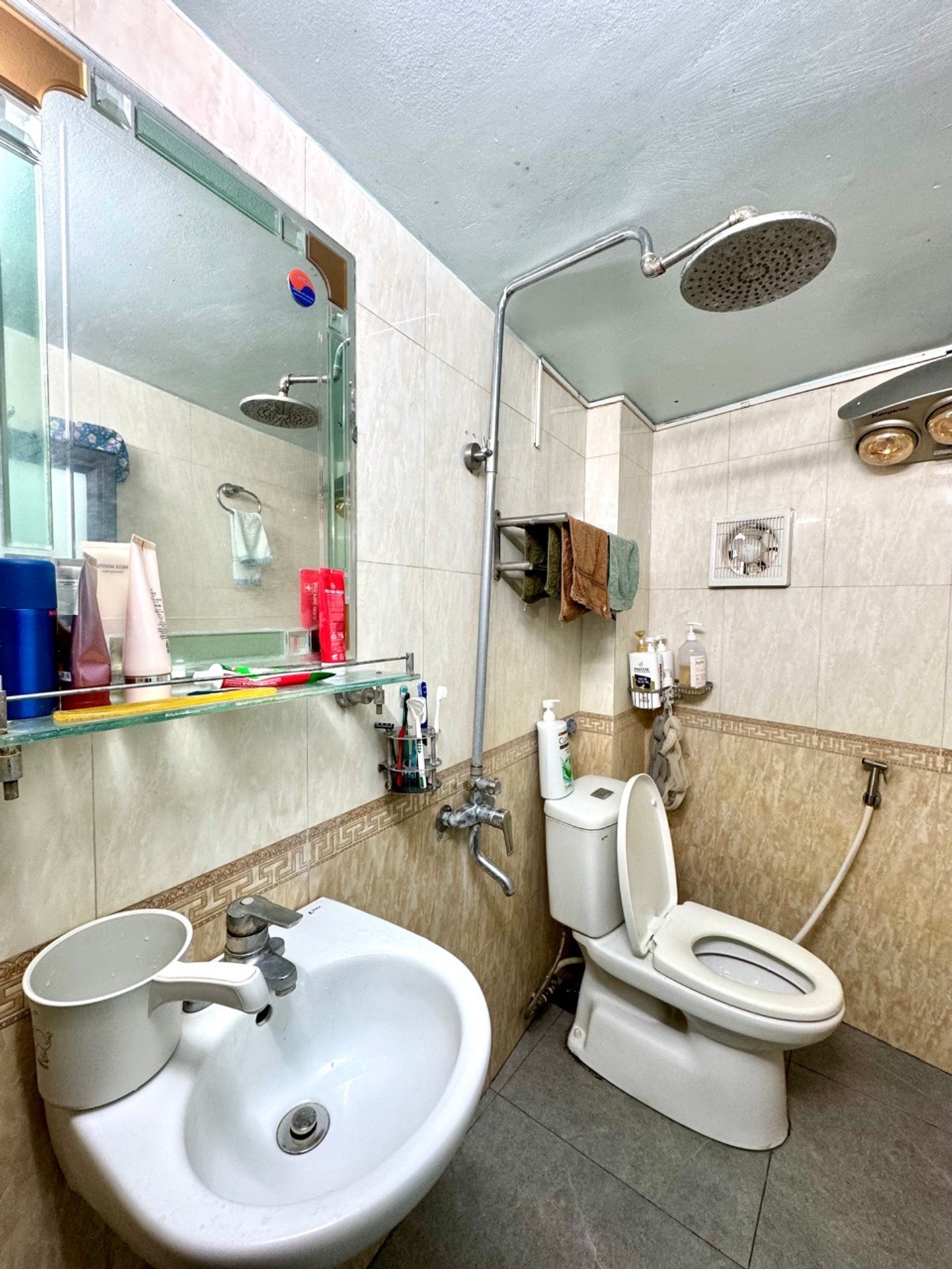Bán nhà Minh Khai - diện tích 52m2 3 tầng - Ngõ thông thoáng, ba gác chạy vèo vèo - giá 15,5 tỷ