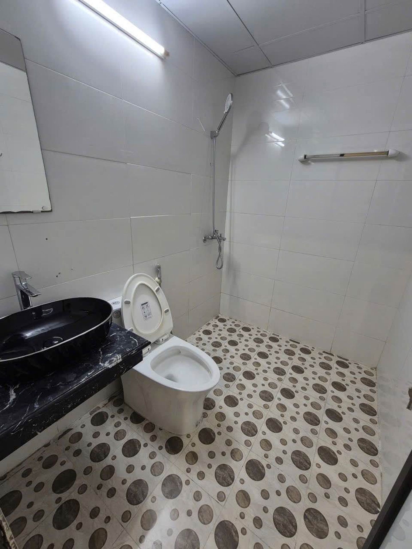 Bán nhà Nghiêm Xuân Yêm - diện tích 82m2 6 tầng - Nhà đẹp hiếm có - giá 6,8 tỷ