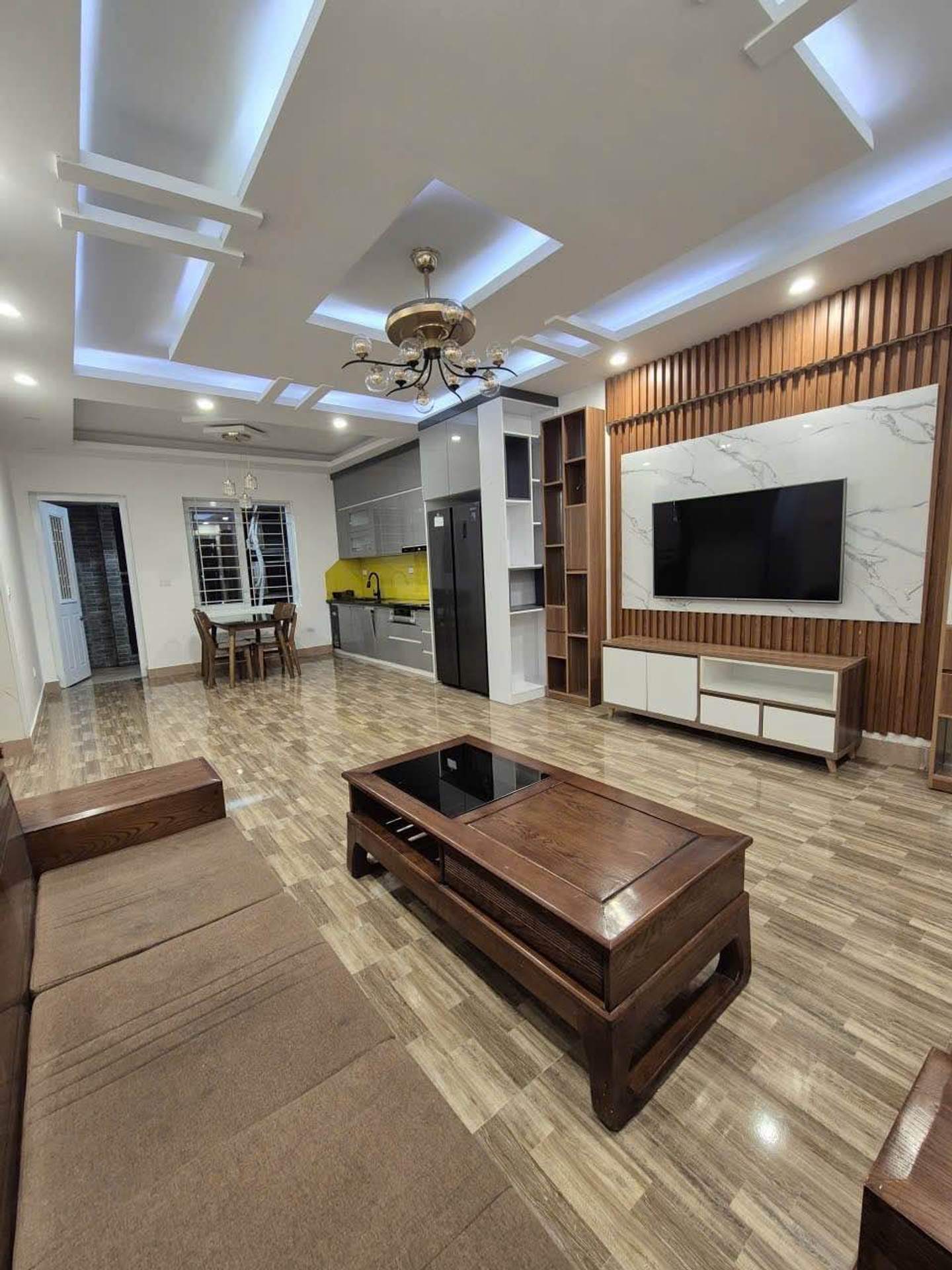 Bán nhà Nghiêm Xuân Yêm - diện tích 82m2 6 tầng - Nhà đẹp hiếm có - giá 6,8 tỷ