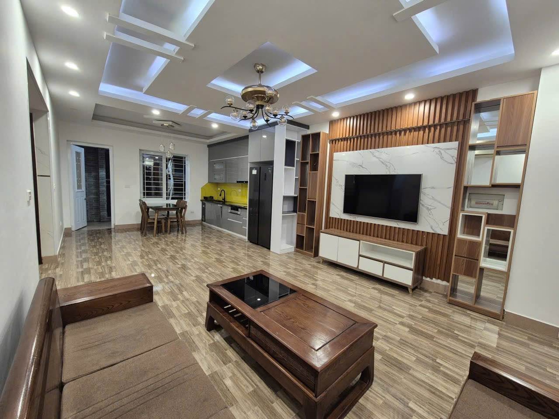 Bán nhà Nghiêm Xuân Yêm - diện tích 82m2 6 tầng - Nhà đẹp hiếm có - giá 6,8 tỷ