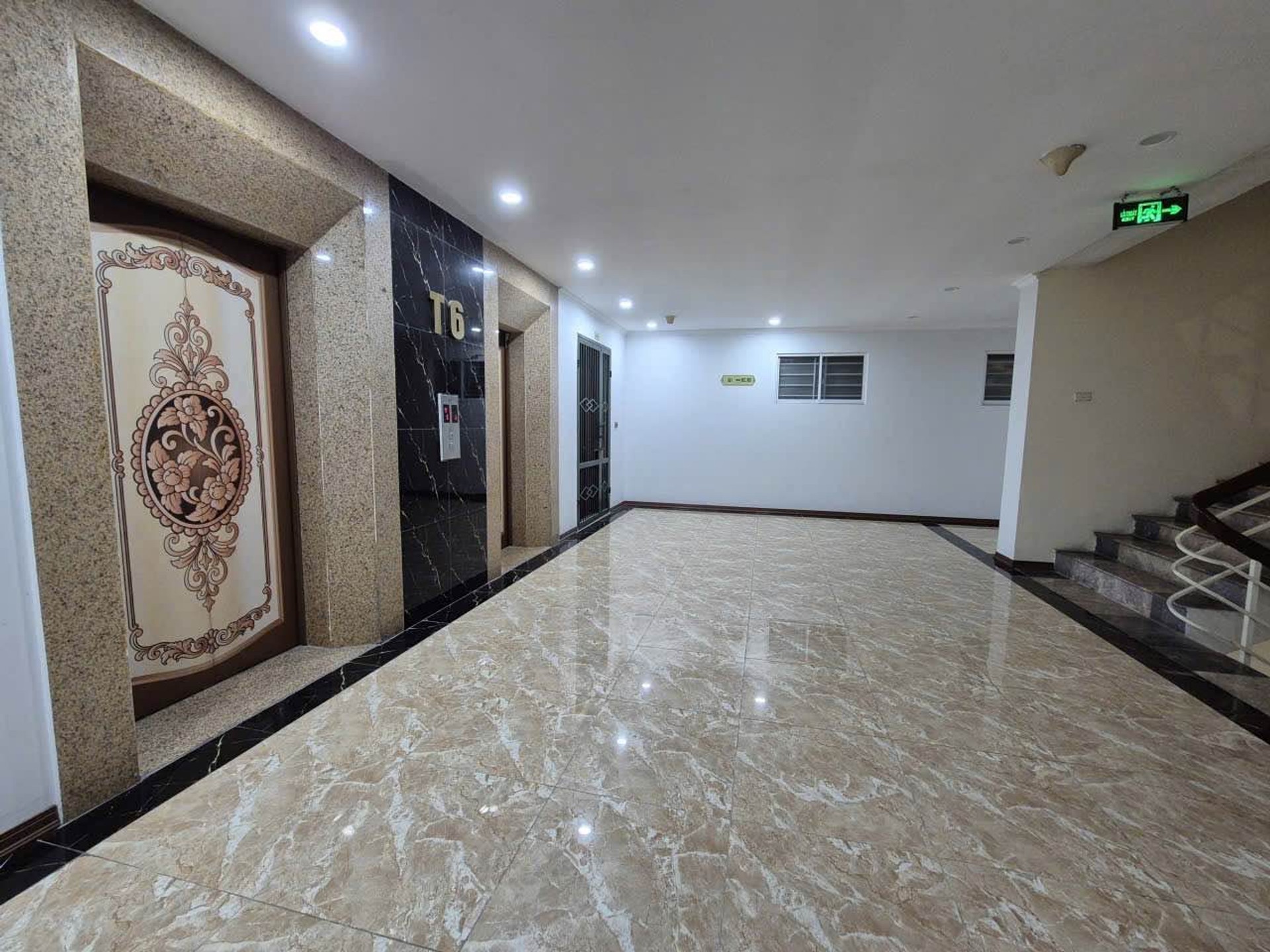 Bán nhà Nghiêm Xuân Yêm - diện tích 82m2 6 tầng - Nhà đẹp hiếm có - giá 6,8 tỷ