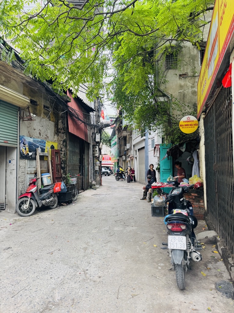 Bán nhà Trương Định - diện tích 27m2 6 tầng - Ô TÔ DỪNG ĐỖ NGÀY ĐÊM - giá 11,98 tỷ