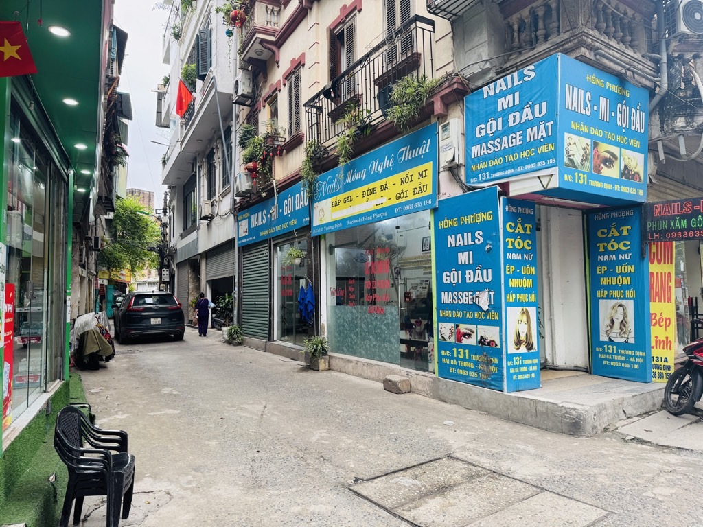 Bán nhà Trương Định - diện tích 27m2 6 tầng - Ô TÔ DỪNG ĐỖ NGÀY ĐÊM - giá 11,98 tỷ
