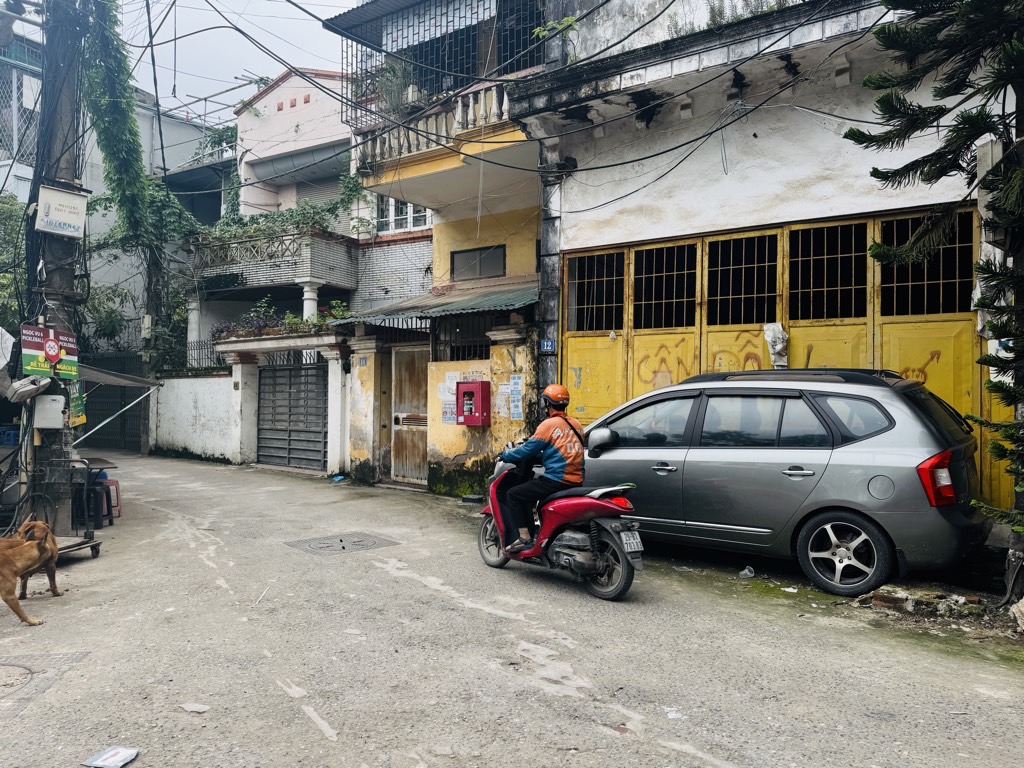 Bán nhà Trương Định - diện tích 27m2 6 tầng - Ô TÔ DỪNG ĐỖ NGÀY ĐÊM - giá 11,98 tỷ