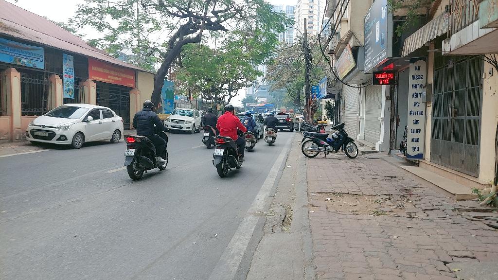 Bán nhà Trần Khánh Dư - diện tích 210m2 2 tầng - Lô góc 2 mặt thoáng - giá 90 tỷ