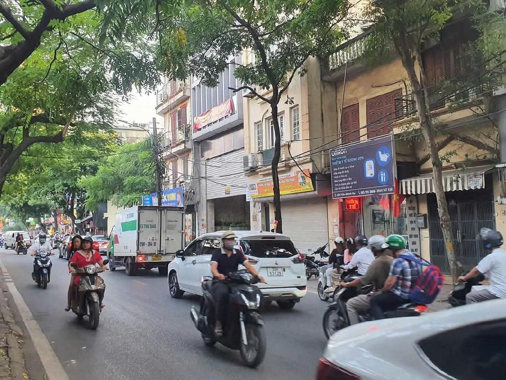 Bán nhà Trần Khánh Dư - diện tích 210m2 2 tầng - Lô góc 2 mặt thoáng - giá 90 tỷ