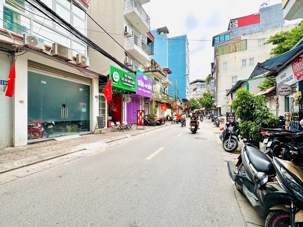 Bán nhà Chùa Quỳnh - diện tích 43m2 5 tầng - Ô TÔ DỪNG ĐỖ VỈA HÈ - giá 23 tỷ