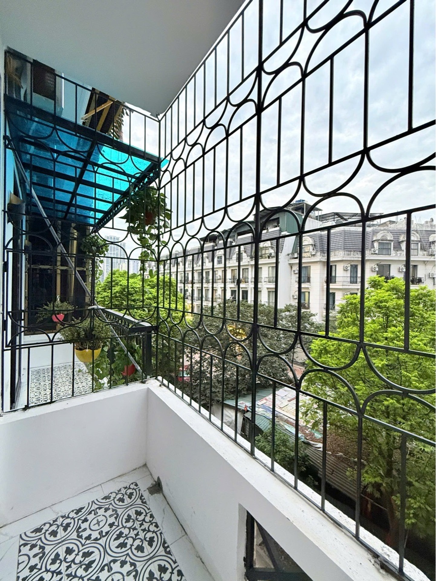 Bán nhà ngõ 67 Phùng Khoang - diện tích 70m2 3 tầng - Căn hộ 3PN - giá 4,39 tỷ