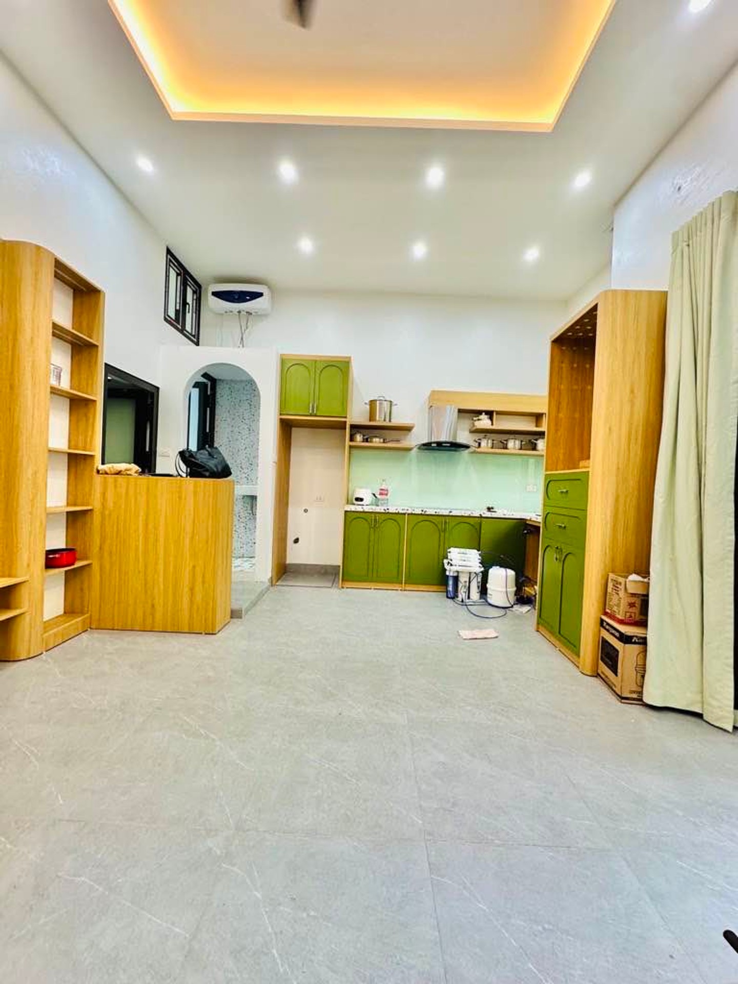 Bán nhà Tân Mai - diện tích 41m2 1 tầng - Ô tô đỗ sát nhà - giá 2,3 tỷ