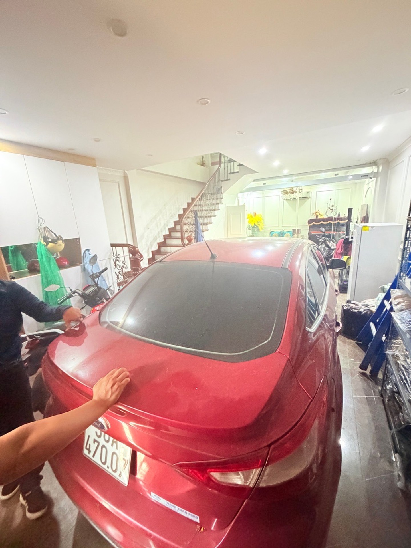 Bán nhà Ô DV06 - diện tích 60m2 5 tầng - Đường xe tải tránh, ô tô vào nhà - giá 23,6 tỷ