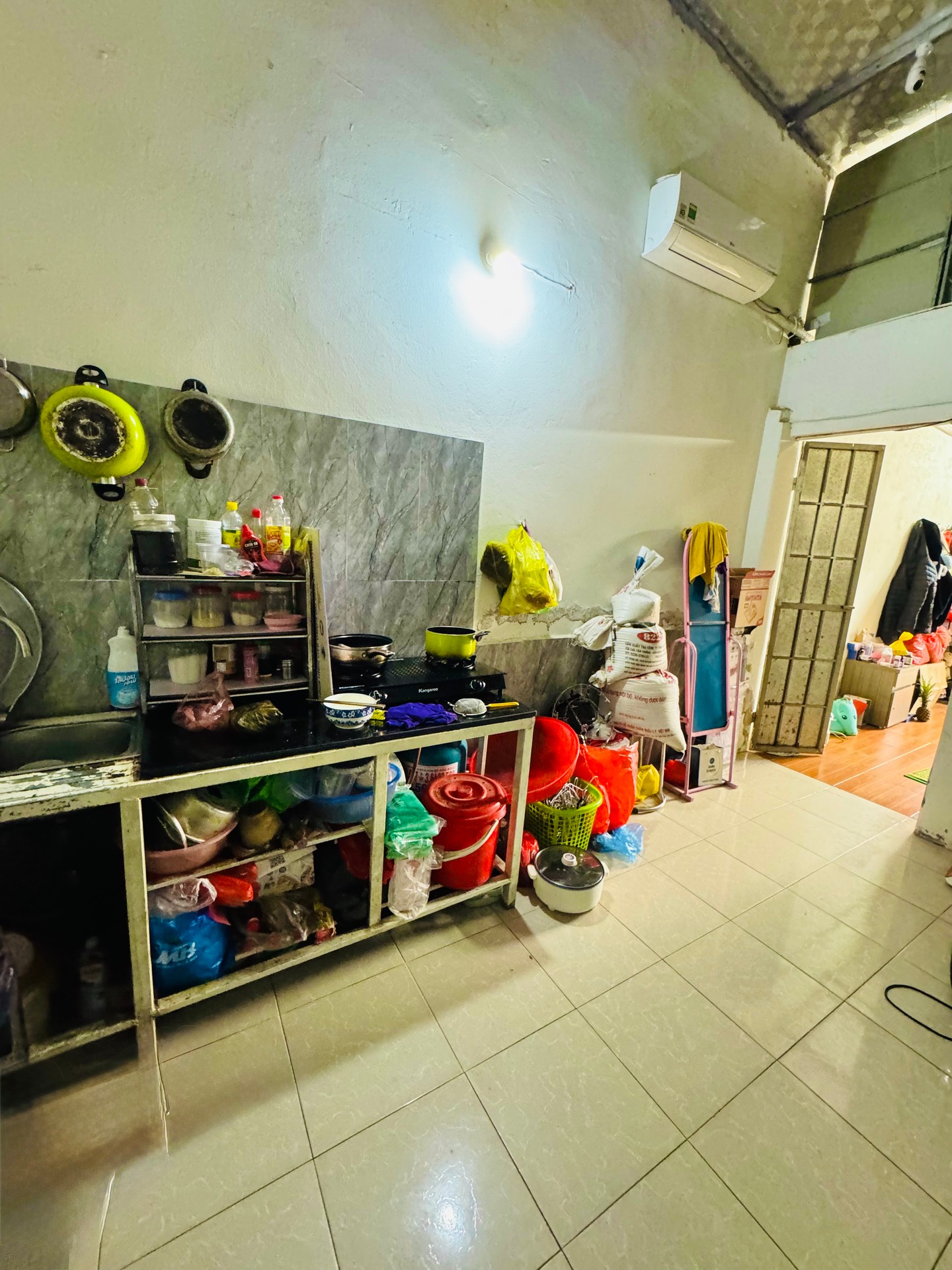 Bán nhà Giải Phóng - diện tích 41m2 1 tầng - ô tô tránh trước cổng - giá 0,9 tỷ