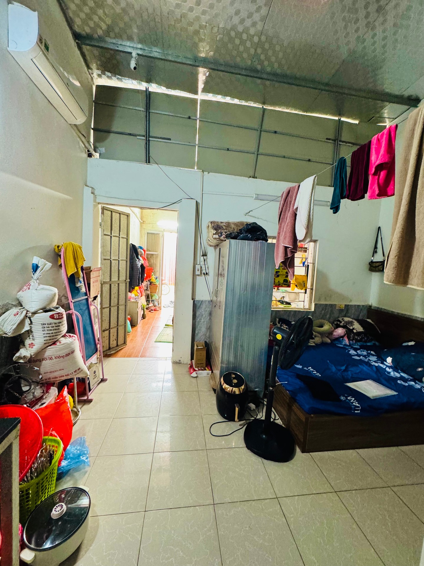 Bán nhà Giải Phóng - diện tích 41m2 1 tầng - ô tô tránh trước cổng - giá 0,9 tỷ