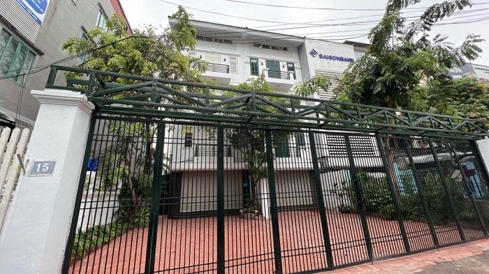 Bán nhà Hoàng Cầu - diện tích 170m2 5 tầng - Mặt phố Hoàng Cầu, gần khu hành chính quận - giá 50 tỷ