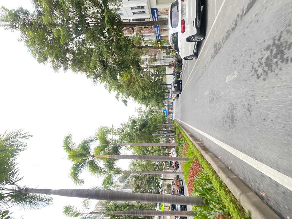 Bán nhà Nguyễn Xiển - diện tích 119.4m2 4 tầng - LÔ GÓC - VỈA HÈ TO TƯỚNG - giá 52,5 tỷ